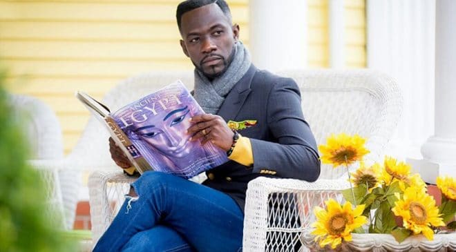 Okyeame Kwame recounts how Lord Kenya tied him to a bed in school