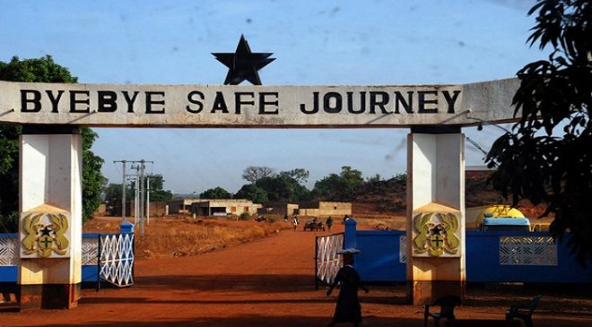 Akufo-Addo extends border closure for two more weeks