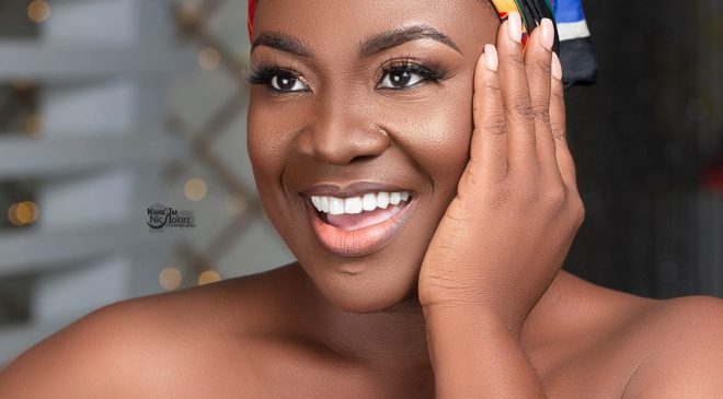 Emelia Brobbey drops mouthwatering  photo to keep her fans home(+Photo)