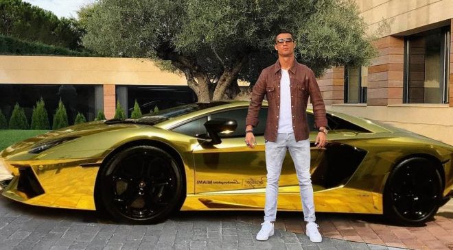 Cristiano Ronaldo set to be football’s first billionaire despite taking Juventus pay cut