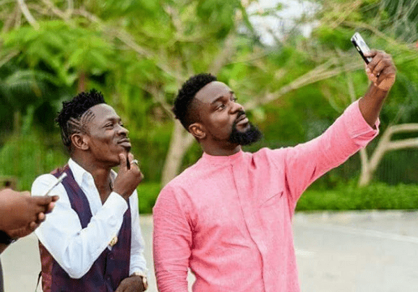I’m ready to patch things up with Shatta Wale on only 1 condition… – Sarkodie speaks