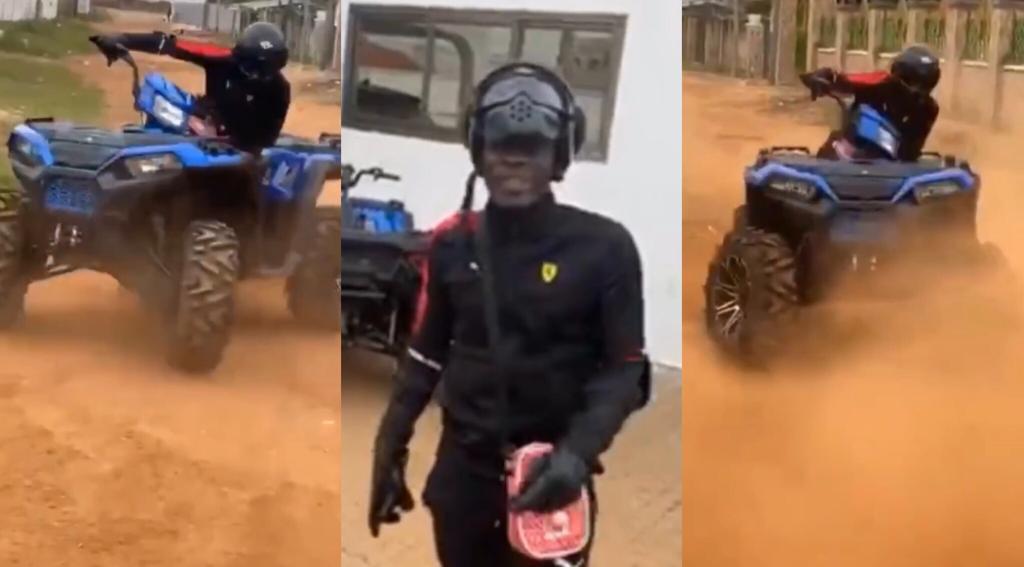 Shatta Wale turns ‘deliveryman’, pulls up at Medikal’s house with stacks of cash