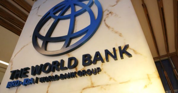 World Bank warns Ghana to curb its fiscal deficit