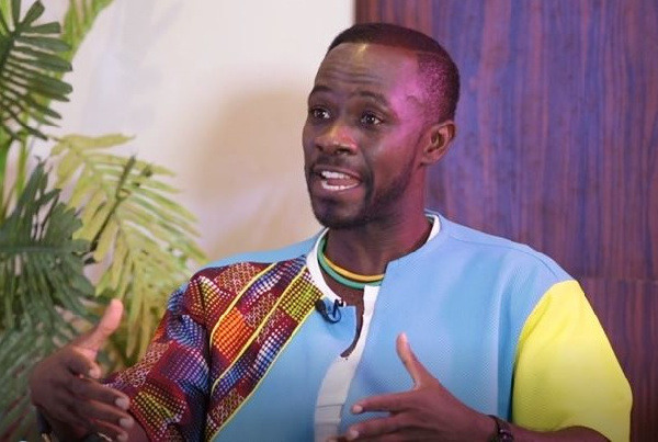 Which research informed your decision to reopen schools despite deaths? – Okyeame Kwame to Nana Addo