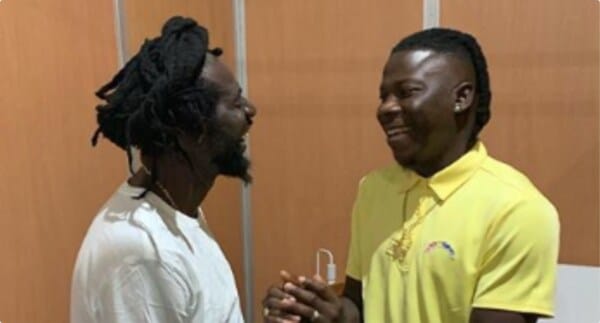 Anticipation gets intense as Stonebwoy is spotted with Buju Banton in Jamaica
