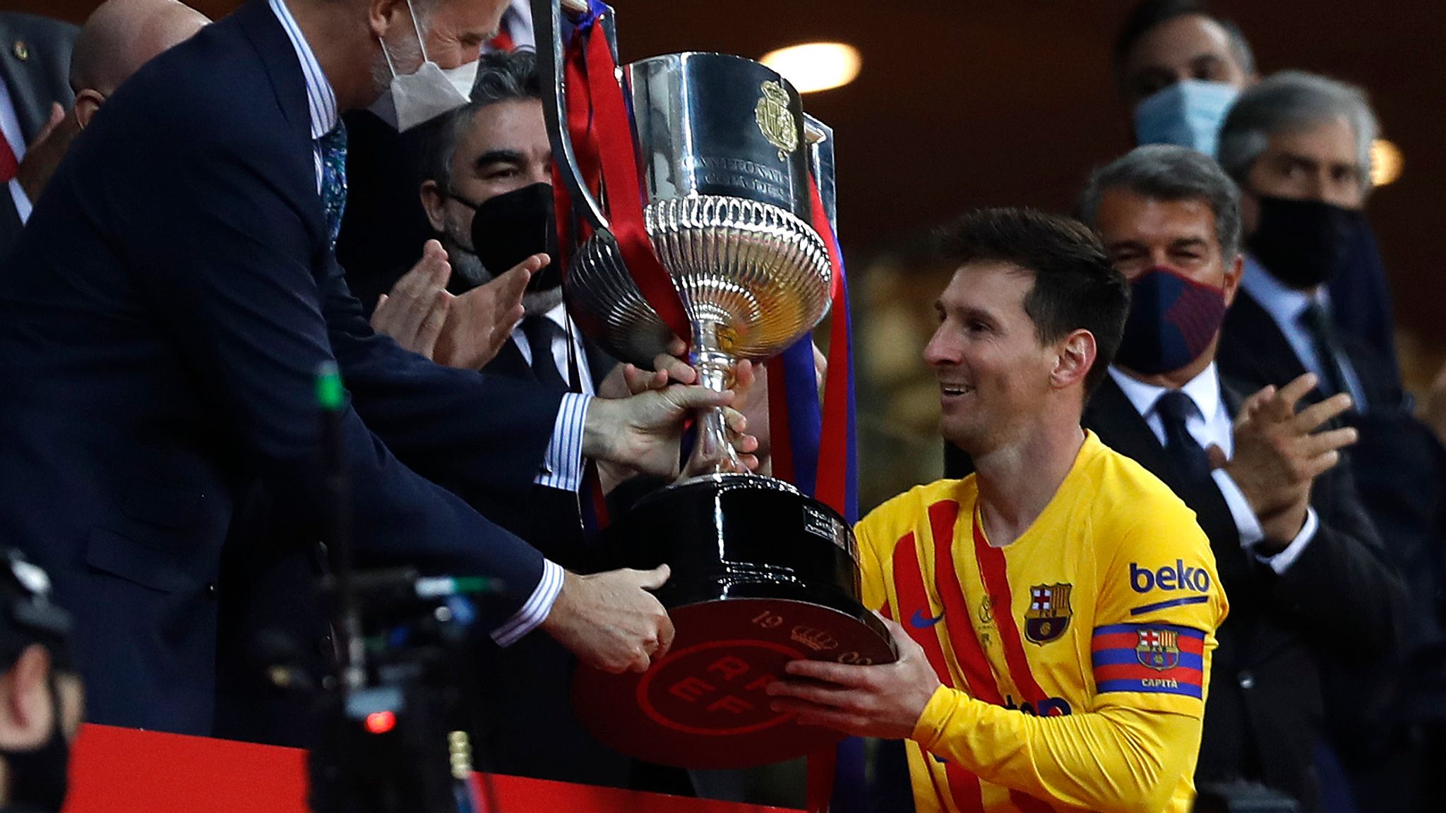 Sensational Messi scores twice as Barca beat Athletic to win Copa del Rey