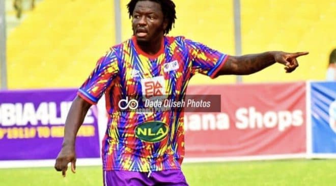 Sulley Muntari’s iPhone stolen at Hearts vs Kotoko game