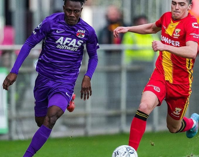 Kamal Sowah makes AZ Alkmaar debut after loan move