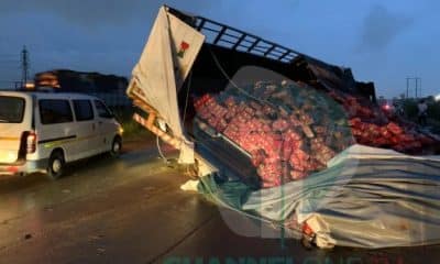 Overturned truck on Motorway causes massive gridlock